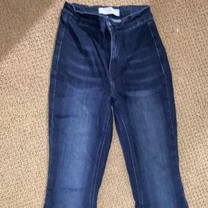 Kancan Signature. 25x33Flare